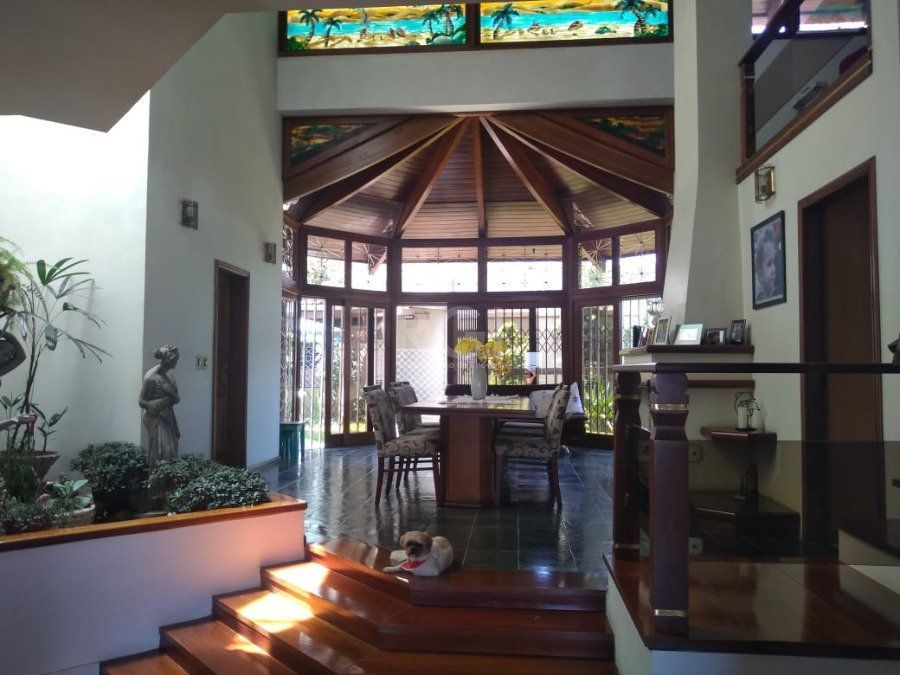 Casa de Condomínio à venda com 5 quartos, 555m² - Foto 2