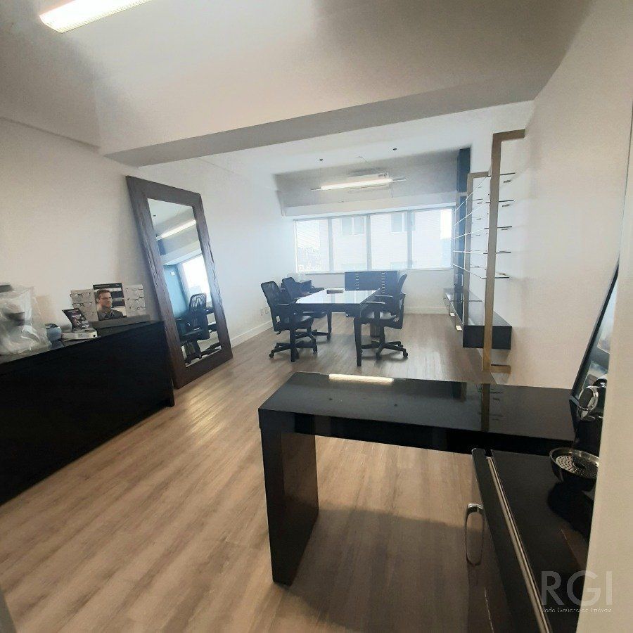 Conjunto Comercial-Sala à venda com 1 quarto, 38m² - Foto 1