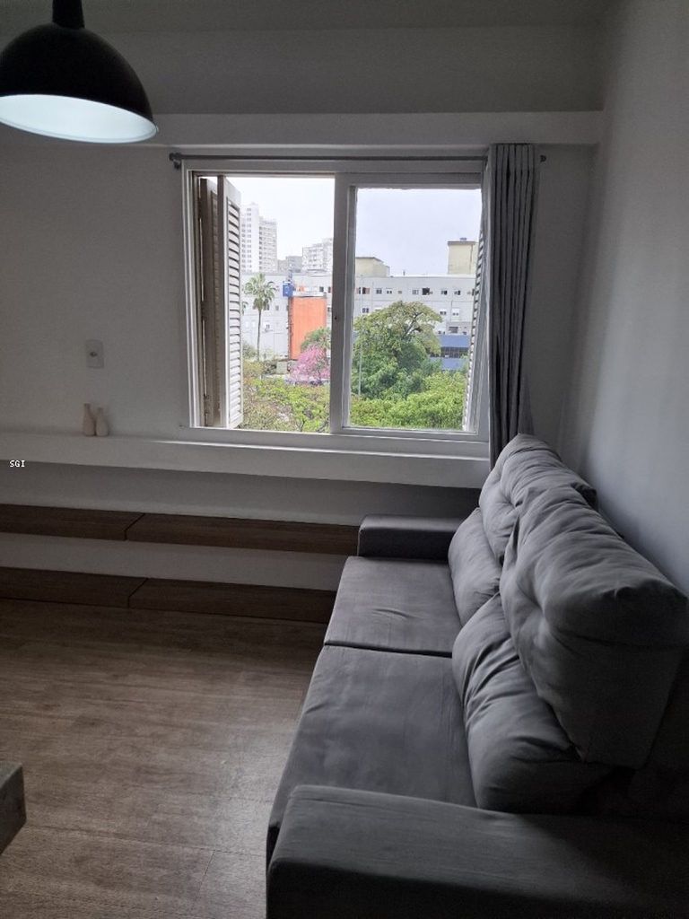 Apartamento à venda com 30m², 1 quarto, 1 suíte, 1 vaga no bairro Centro Histórico em Porto Alegre