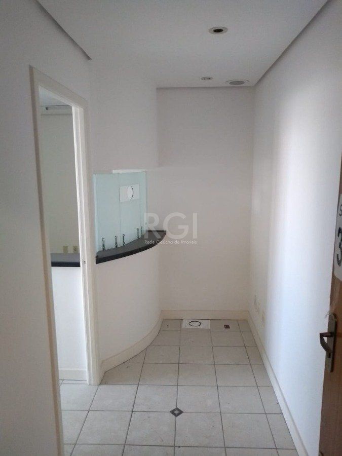 Conjunto Comercial-Sala à venda com 2 quartos, 27m² - Foto 4