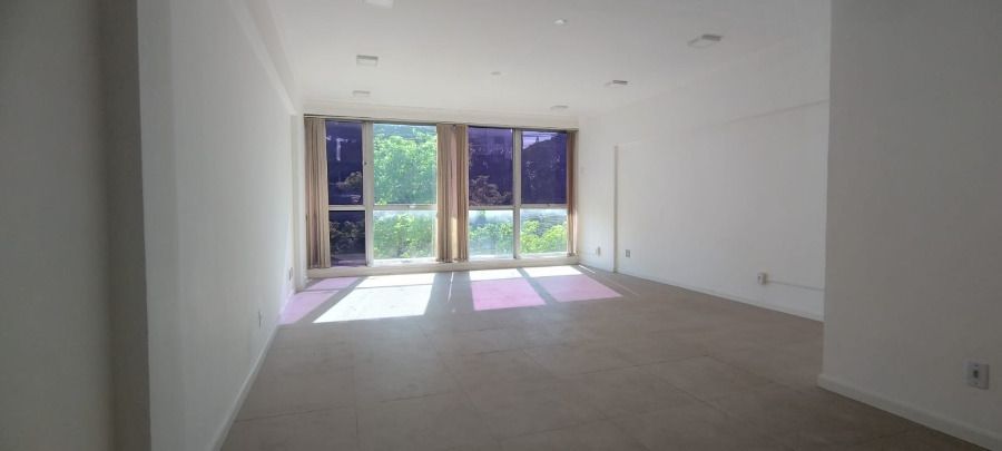 Conjunto Comercial-Sala à venda com 1 quarto, 39m² - Foto 1