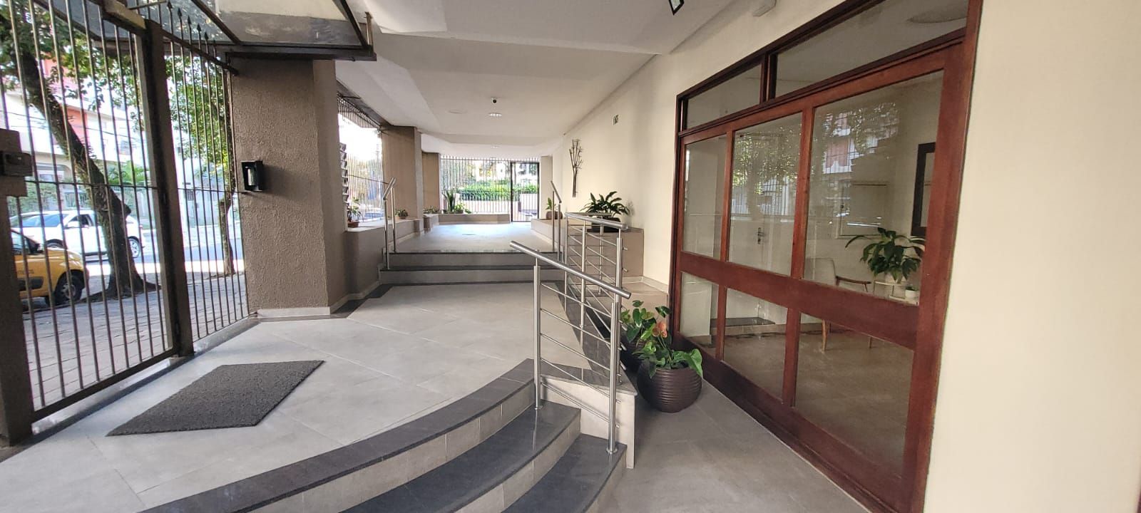 Apartamento à venda com 41m², 1 quarto no bairro São João em Porto Alegre