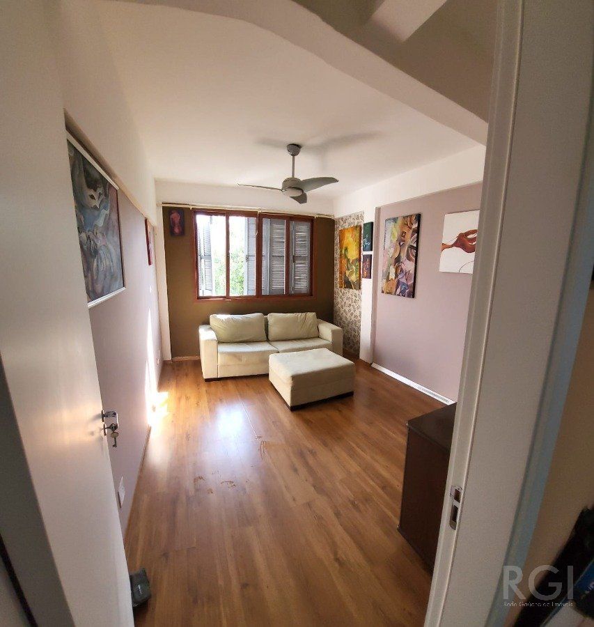 Apartamento à venda com 3 quartos, 135m² - Foto 1