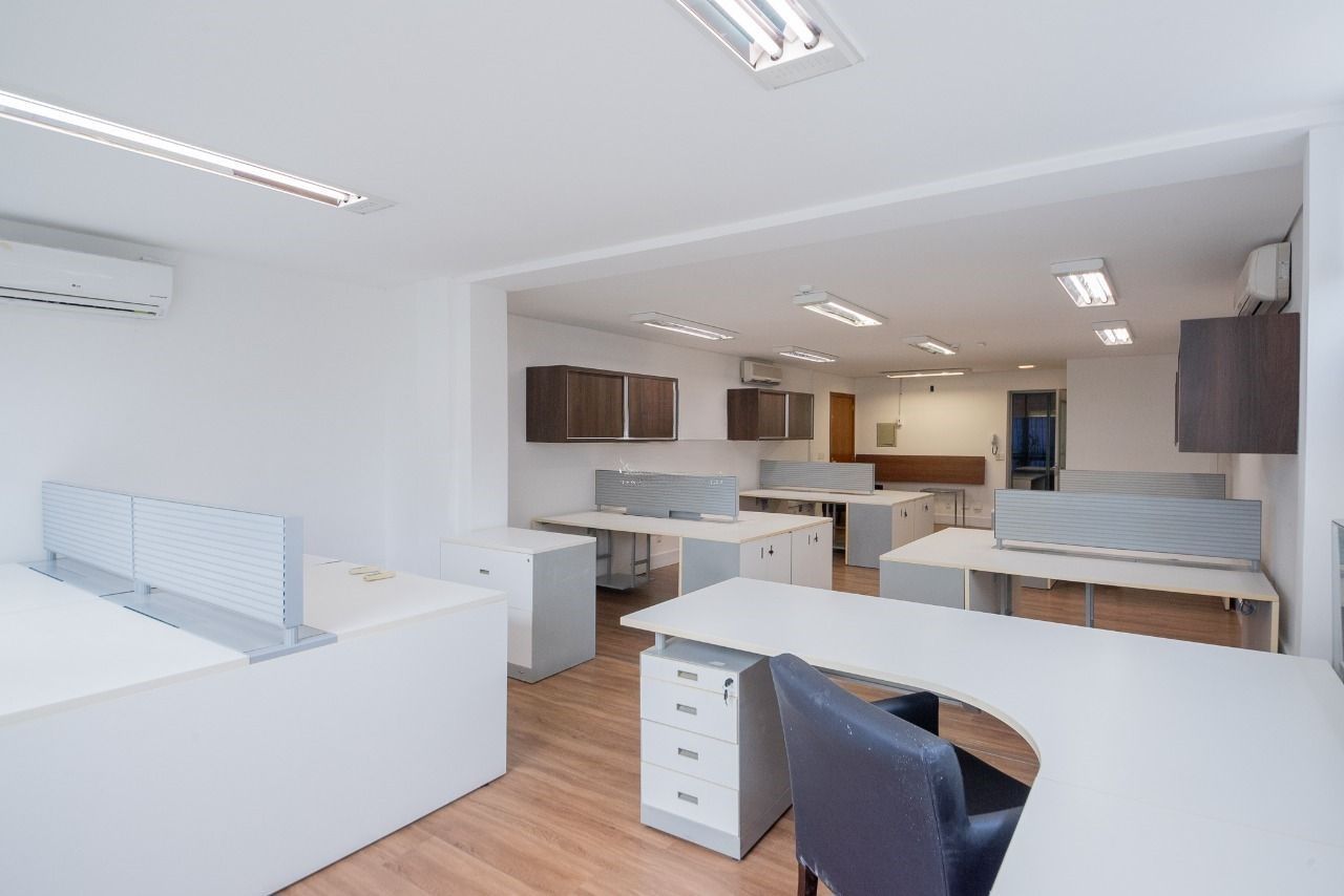 Conjunto Comercial-Sala à venda com 2 quartos, 106m² - Foto 4