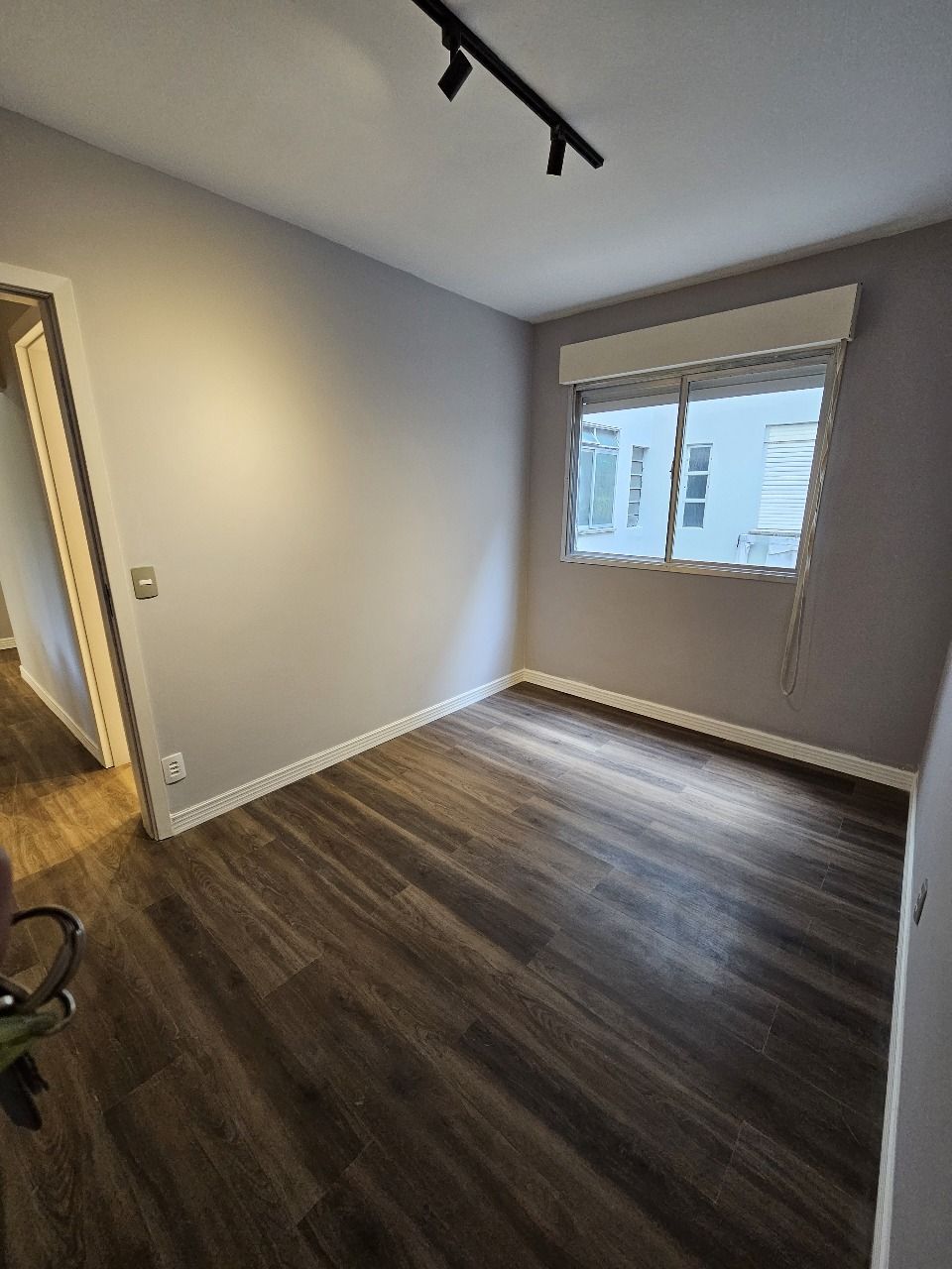Apartamento à venda com 57m², 2 quartos no bairro Partenon em Porto Alegre