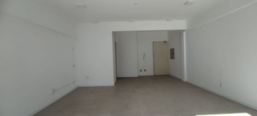 Conjunto Comercial-Sala à venda com 1 quarto, 39m² - Foto 2