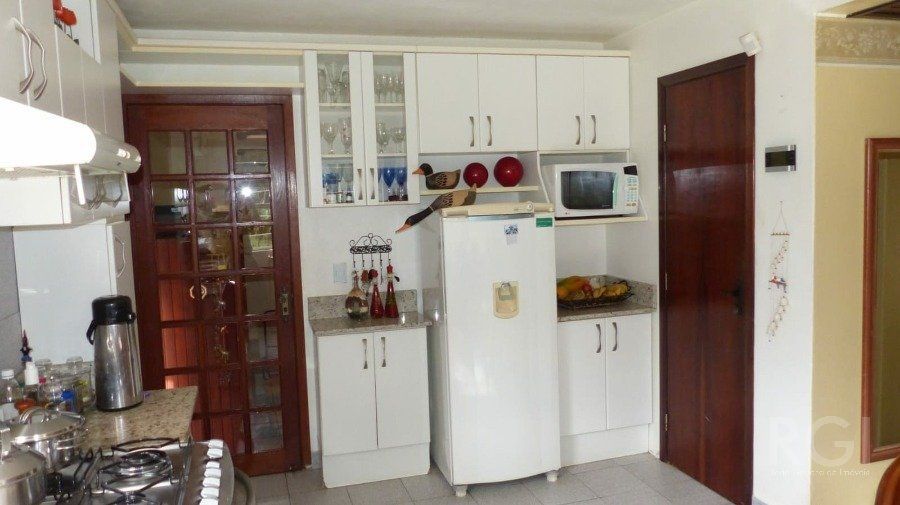 Casa à venda com 2 quartos, 179m² - Foto 6