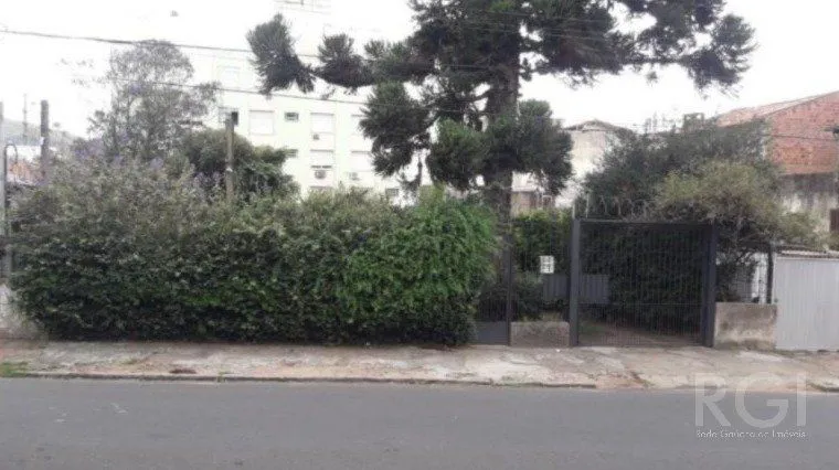 Terreno à venda com 629m² no bairro Jardim Botânico em Porto Alegre