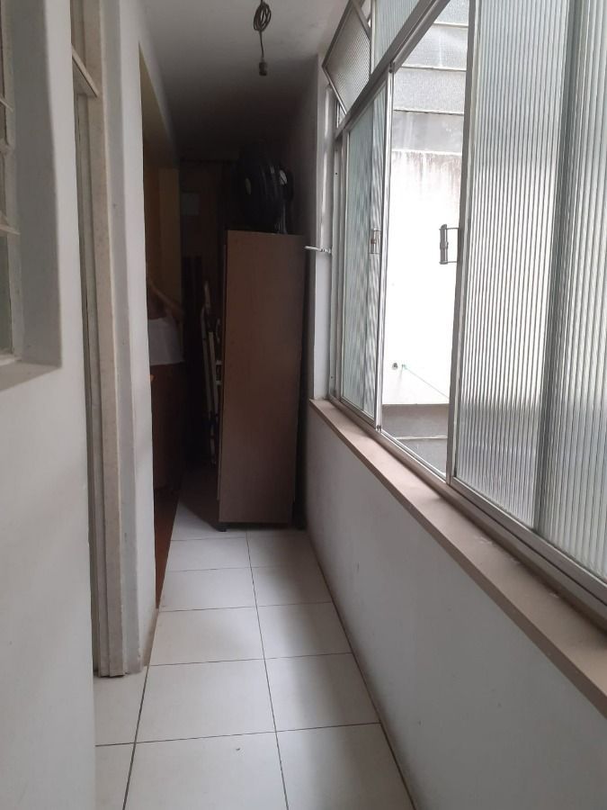 Apartamento à venda com 2 quartos, 77m² - Foto 13