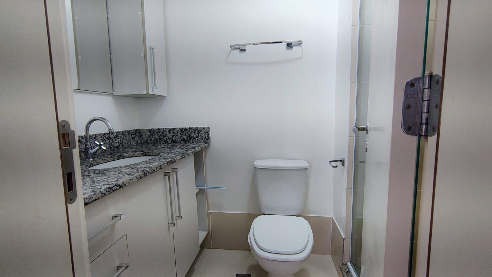 Apartamento à venda com 2 quartos, 61m² - Foto 15