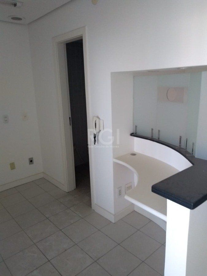 Conjunto Comercial-Sala à venda com 2 quartos, 27m² - Foto 3