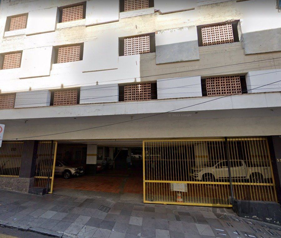 Box-Garagem, 12 m² - Foto 1