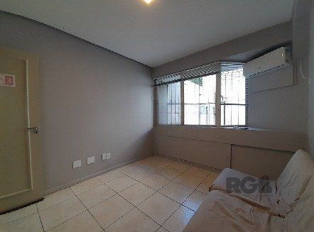 Sala Comercial à venda com 39m² no bairro Menino Deus em Porto Alegre