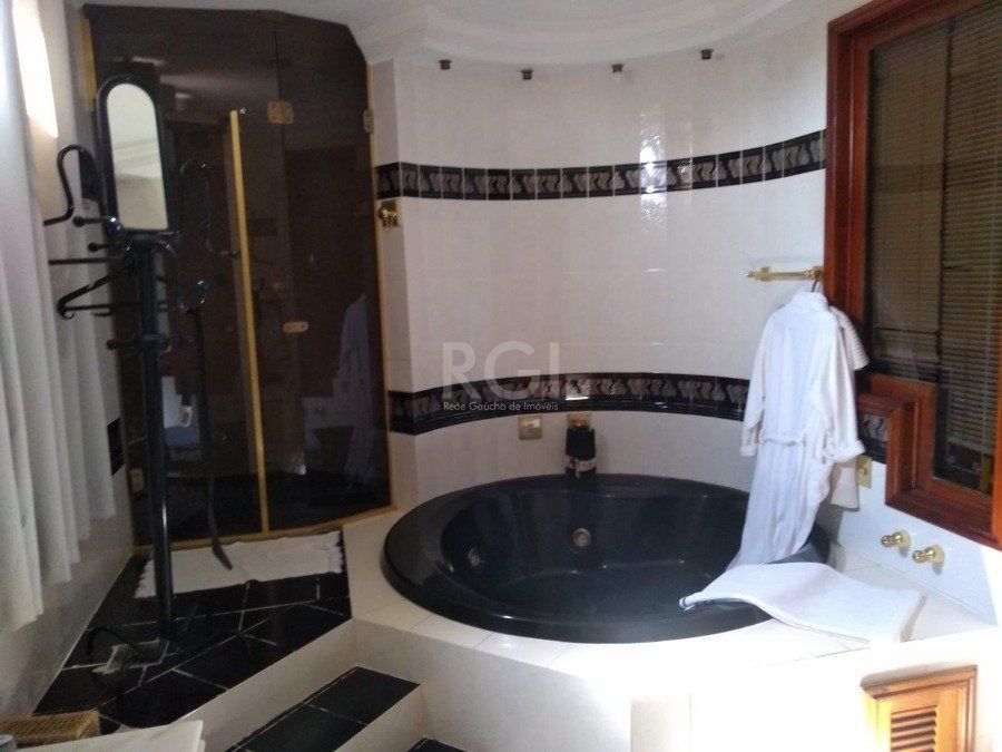 Casa de Condomínio à venda com 5 quartos, 555m² - Foto 22