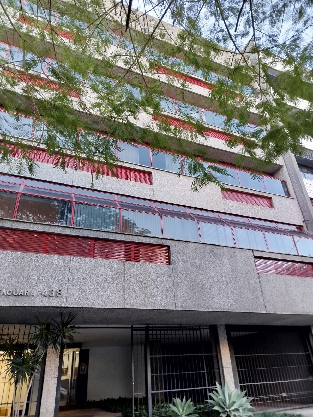 Sala Comercial à venda com 34m², 1 quarto no bairro Petrópolis em Porto Alegre