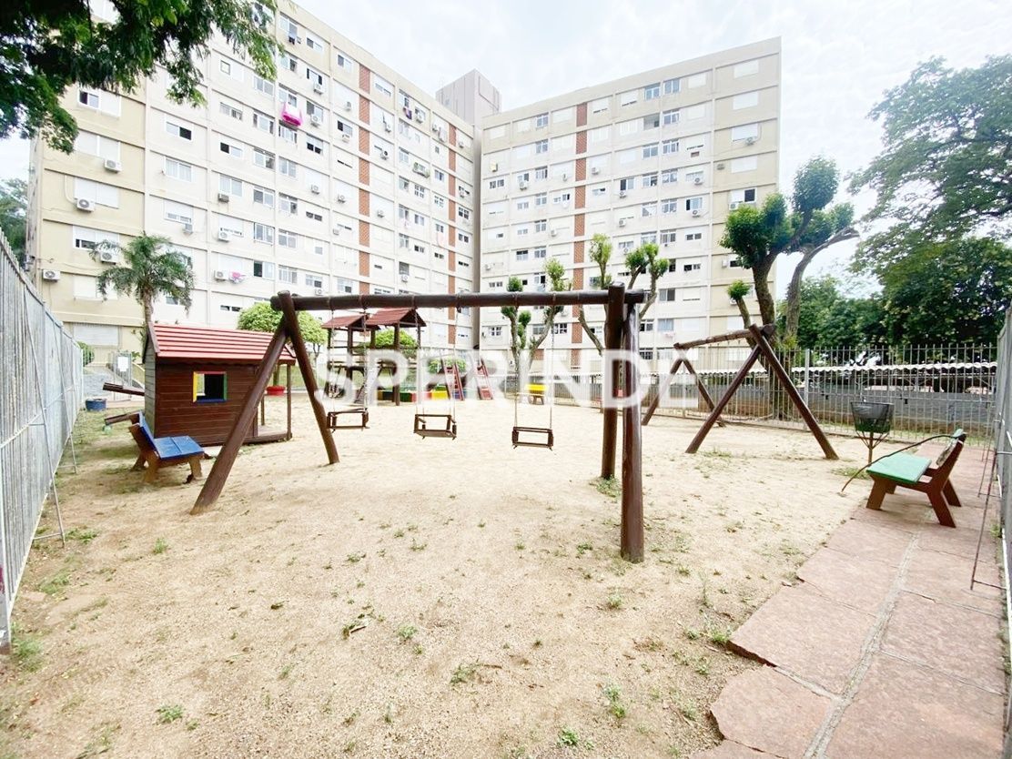 Apartamento 2 dormitórios no bairro Azenha