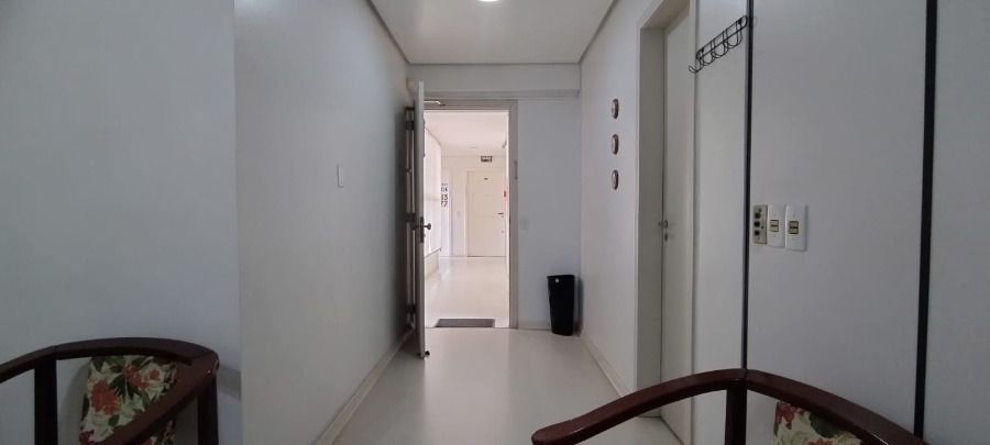 Conjunto Comercial-Sala à venda com 1 quarto, 53m² - Foto 11