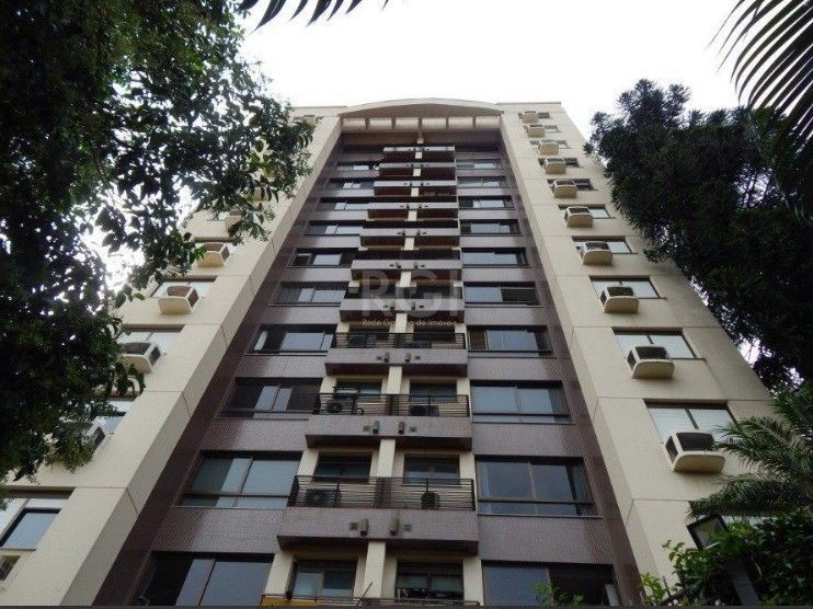 Apartamento para Venda - 74m², 2 dormitórios, sendo 1 suite, churrasqueira, salão de festas, academia, 1 vaga - Petrópolis