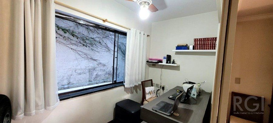Casa de Condomínio à venda com 4 quartos, 301m² - Foto 14