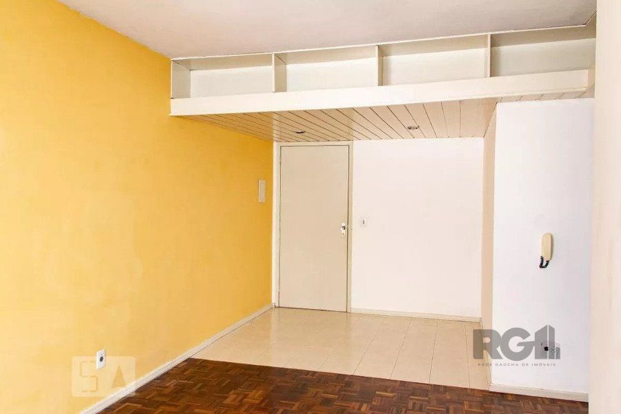 Apartamento à venda com 3 quartos, 75m² - Foto 7