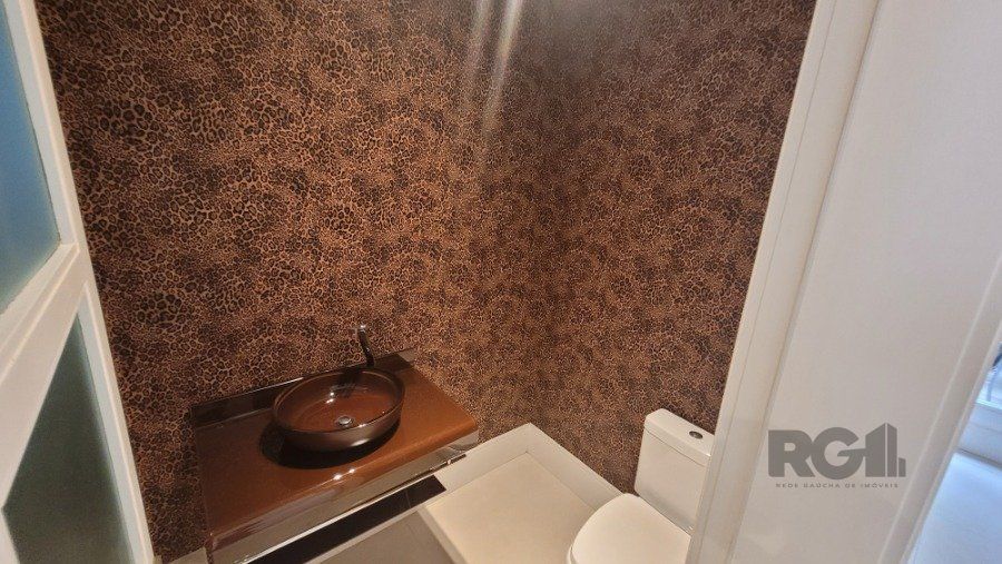 Casa à venda com 4 quartos, 250m² - Foto 10