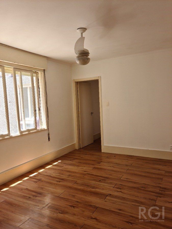 Apartamento à venda com 3 quartos, 96m² - Foto 1