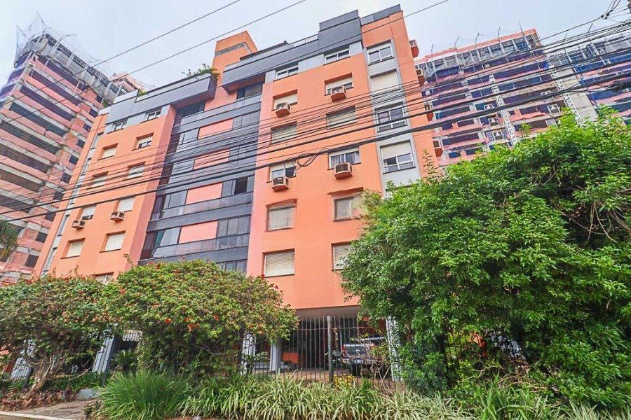 Apartamento à venda com 99m², 3 quartos, 1 suíte, 1 vaga no bairro Passo d'Areia em Porto Alegre