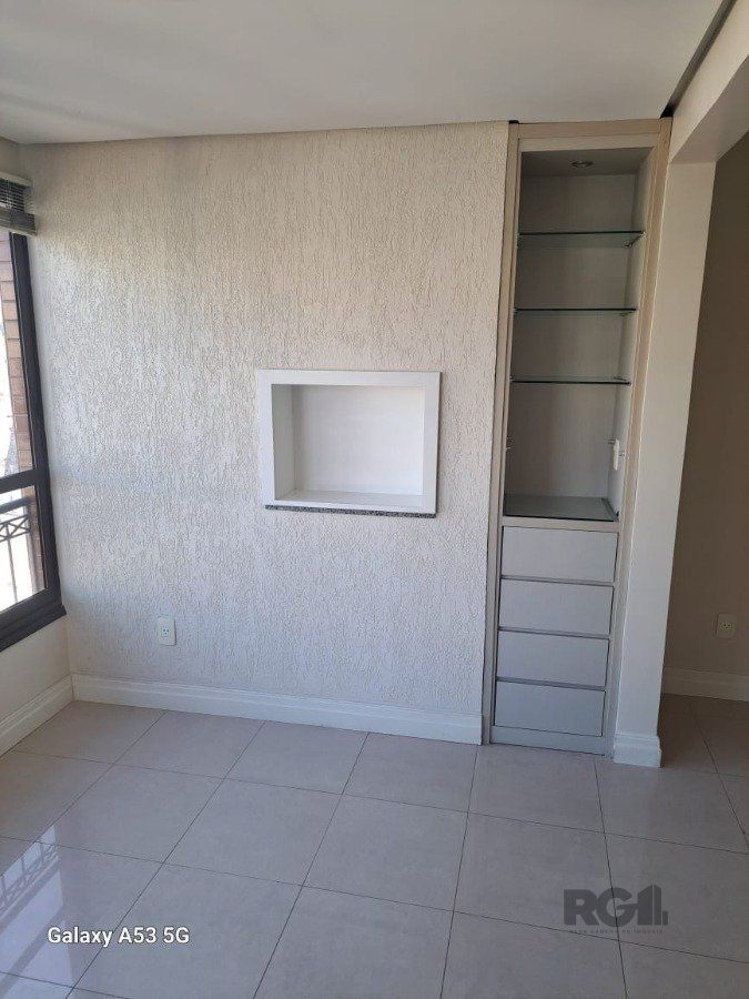 Apartamento à venda com 2 quartos, 84m² - Foto 5