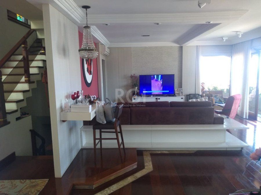 Casa de Condomínio à venda com 5 quartos, 555m² - Foto 5