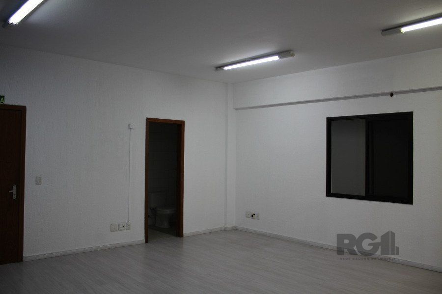 Depósito-Galpão-Armazém à venda com 1 quarto, 747m² - Foto 16
