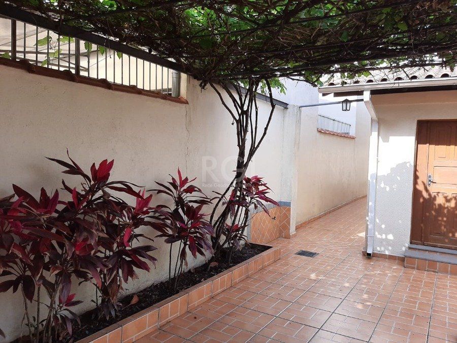 Casa à venda com 3 quartos, 150m² - Foto 11
