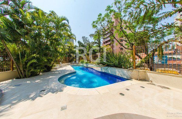 Apartamento à venda com 257m², 3 quartos, 3 suítes, 3 vagas no bairro Bela Vista em Porto Alegre