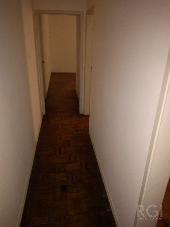 Apartamento à venda com 3 quartos, 75m² - Foto 4