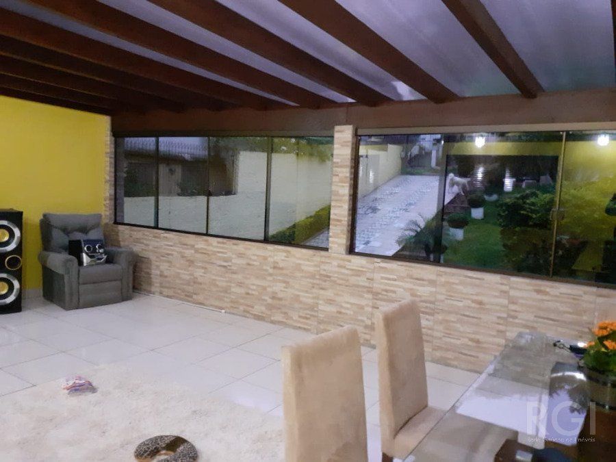 Casa à venda com 3 quartos, 300m² - Foto 14