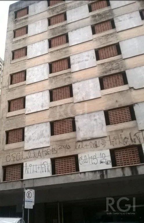 Box à venda no bairro Centro Histórico em Porto Alegre