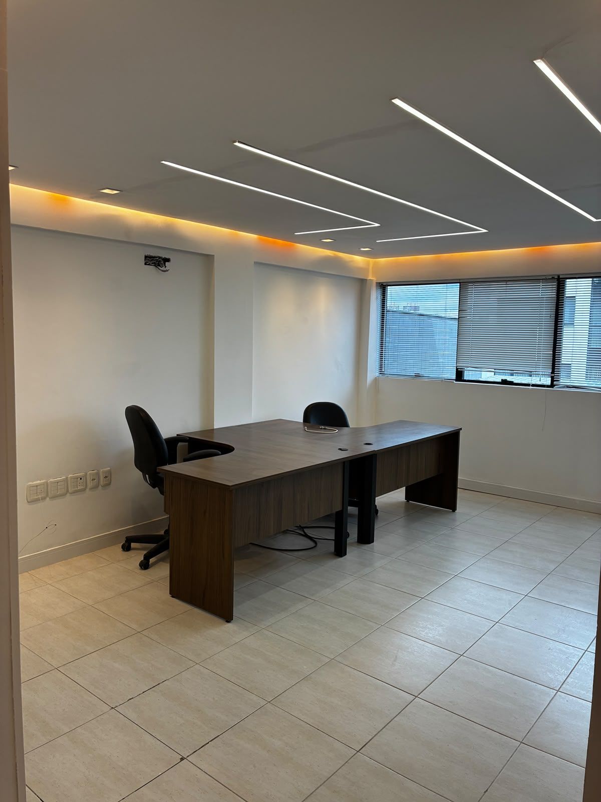 Conjunto Comercial, 2 salas, à venda, 47 m², Passo da Areia - Porto Alegre — foto 3