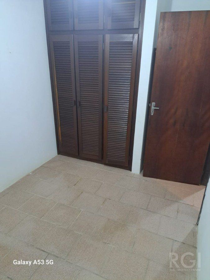 Casa à venda com 3 quartos, 249m² - Foto 14