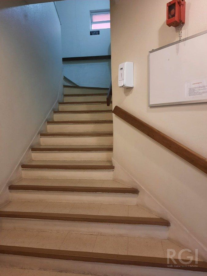 Apartamento à venda com 1 quarto, 44m² - Foto 20