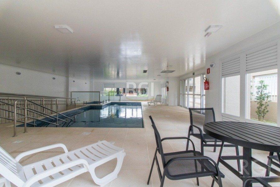 Apartamento à venda com 2 quartos, 54m² - Foto 1