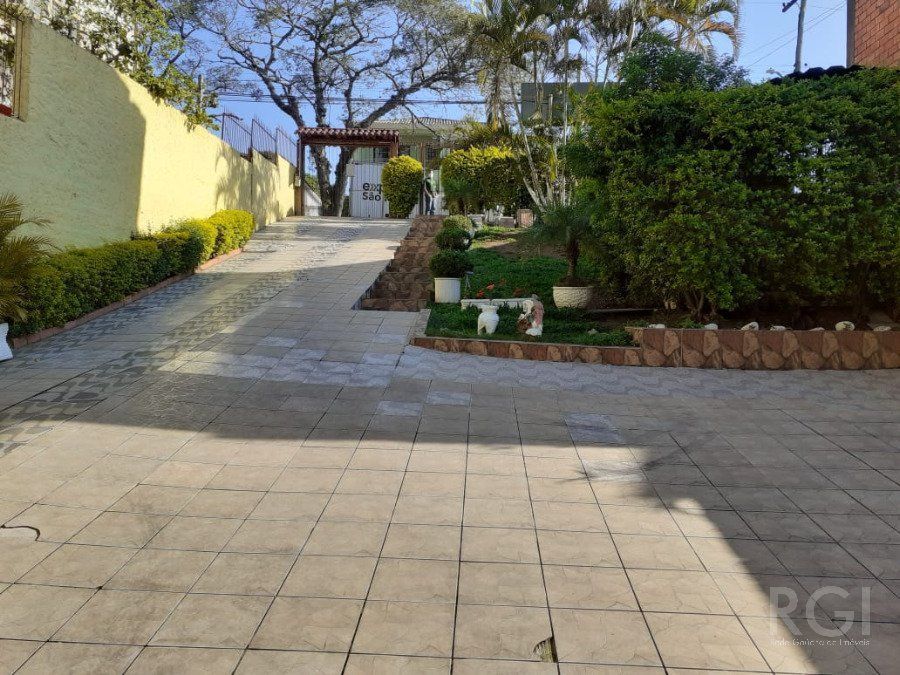 Casa à venda com 3 quartos, 300m² - Foto 7