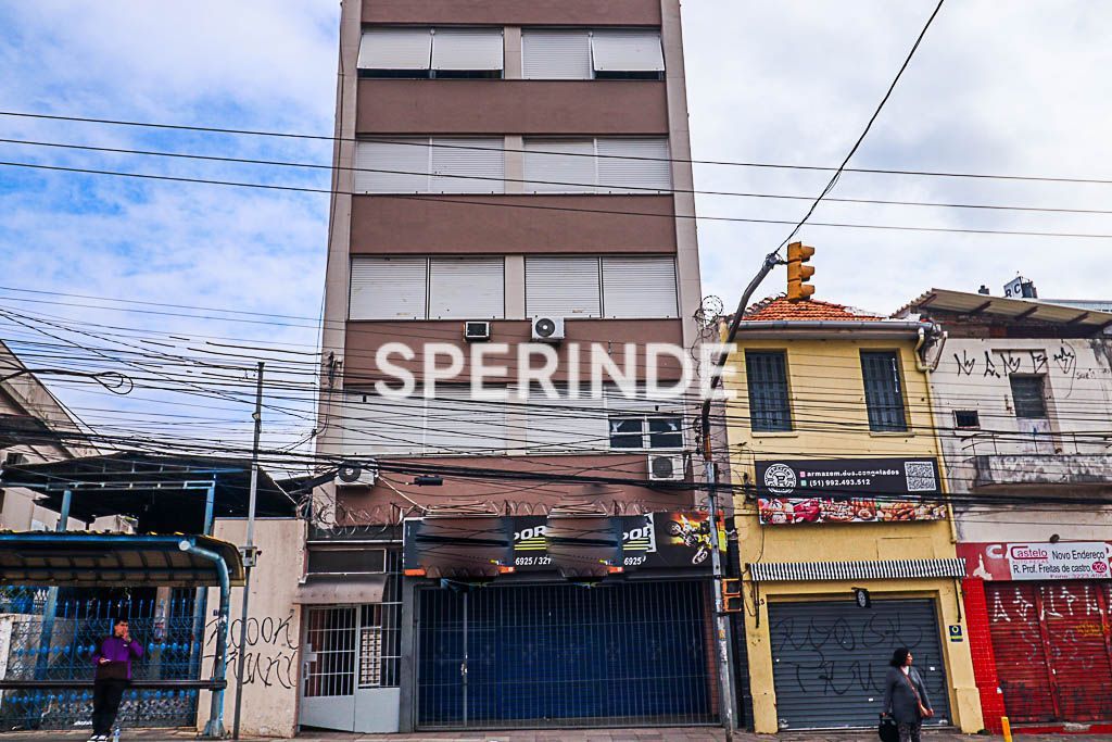 Loja à venda com 90m², 2 quartos no bairro Azenha em Porto Alegre