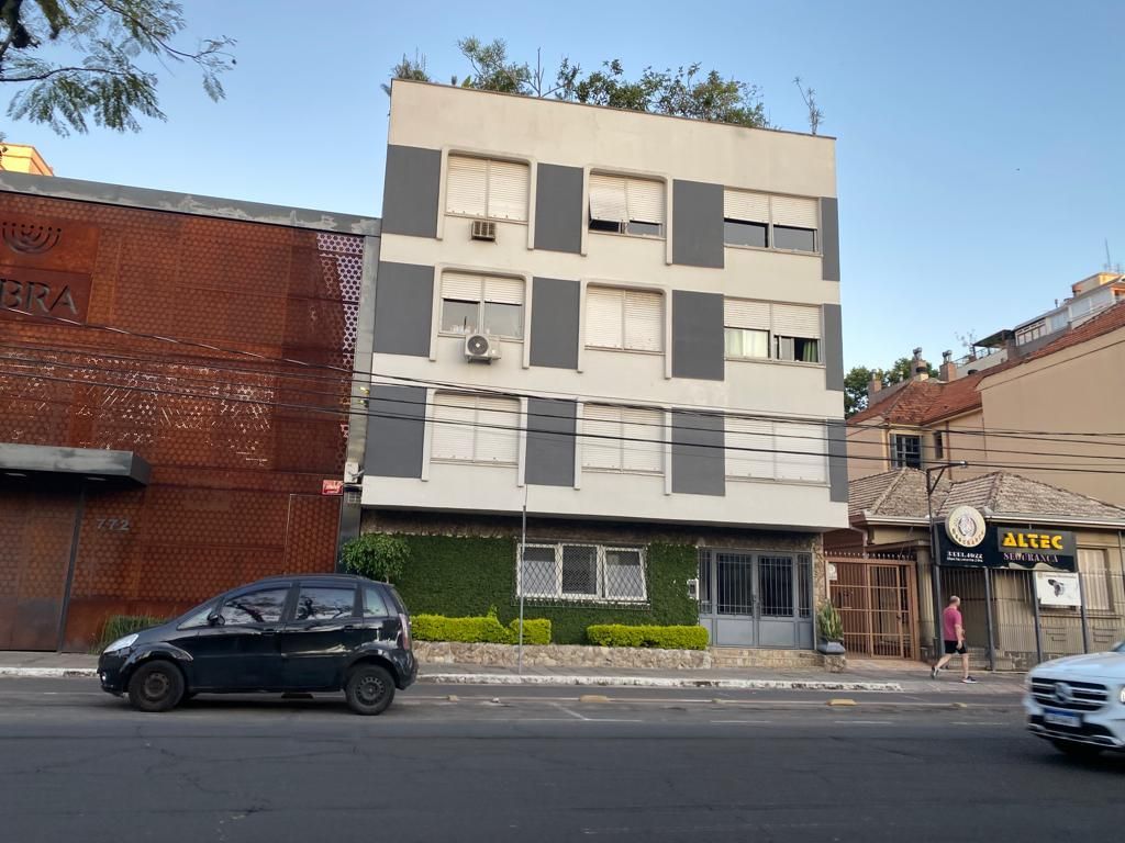 Apartamento à venda com 65m², 2 quartos no bairro Rio Branco em Porto Alegre