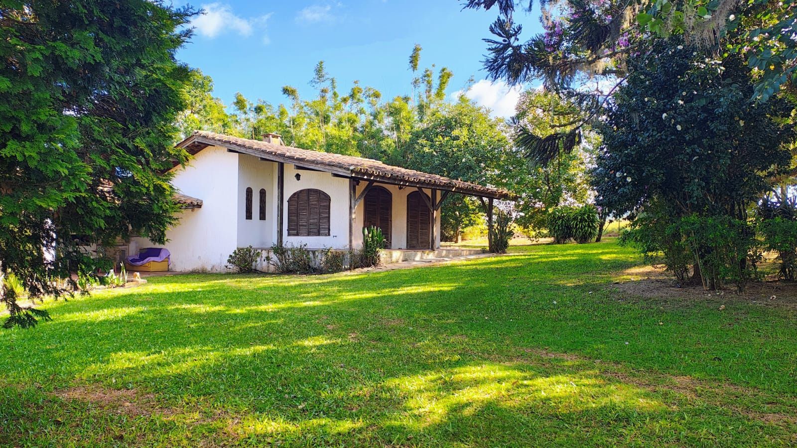 Fazenda à venda com 4 quartos, 255m² - Foto 1