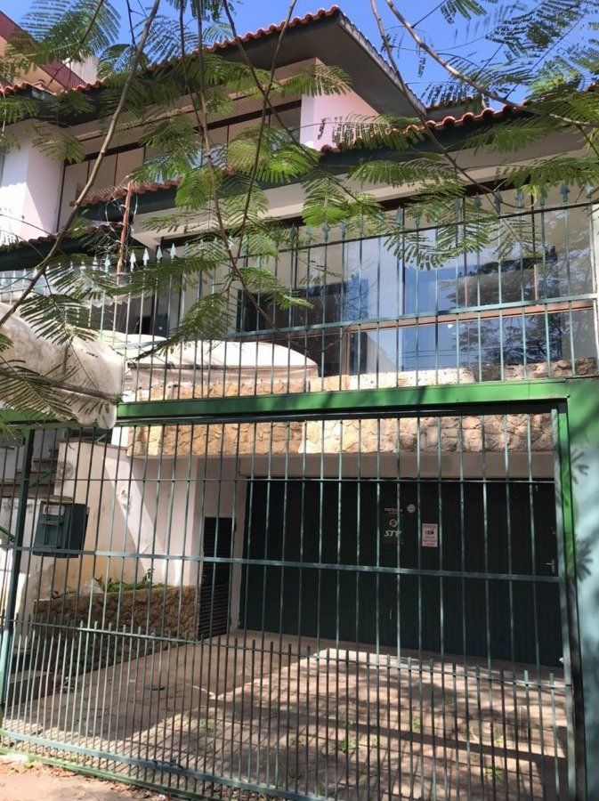 Casa, 4 quartos, 417 m² - Foto 1