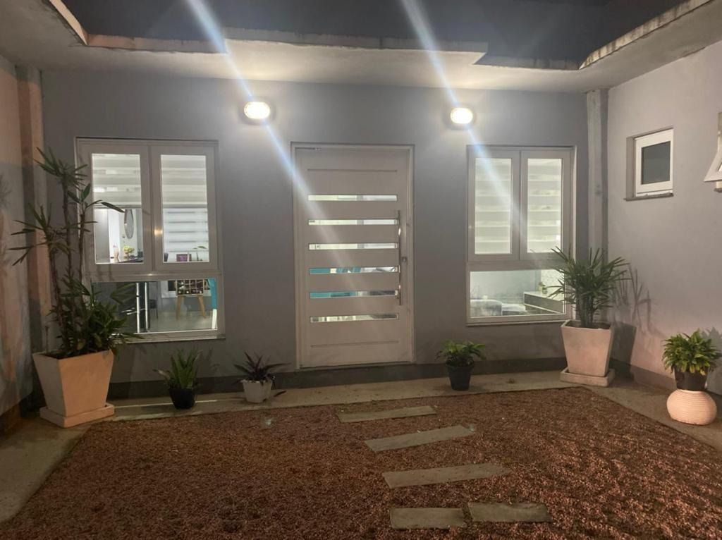 Casa à venda com 3 quartos, 106m² - Foto 2
