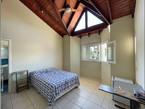 Casa à venda com 3 quartos, 362m² - Foto 16