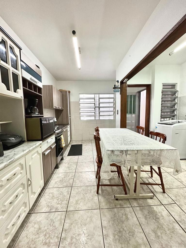 Casa à venda com 3 quartos, 161m² - Foto 6