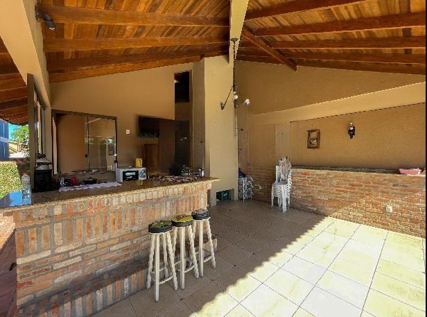 Casa à venda com 3 quartos, 362m² - Foto 20