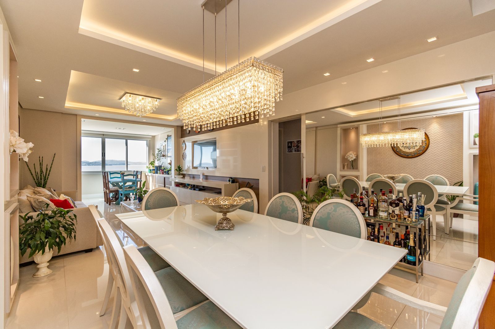 Apartamento à venda com 3 quartos, 116m² - Foto 3