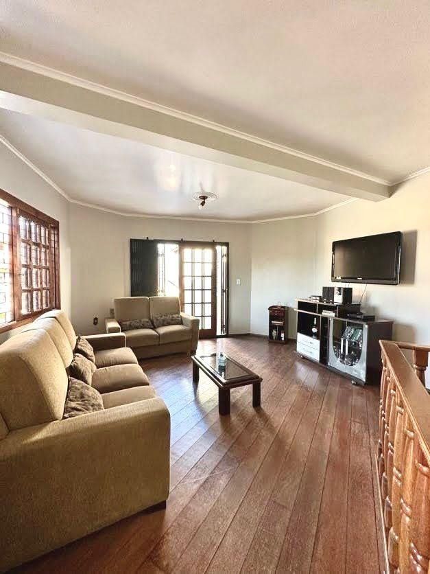 Casa à venda com 3 quartos, 161m² - Foto 4